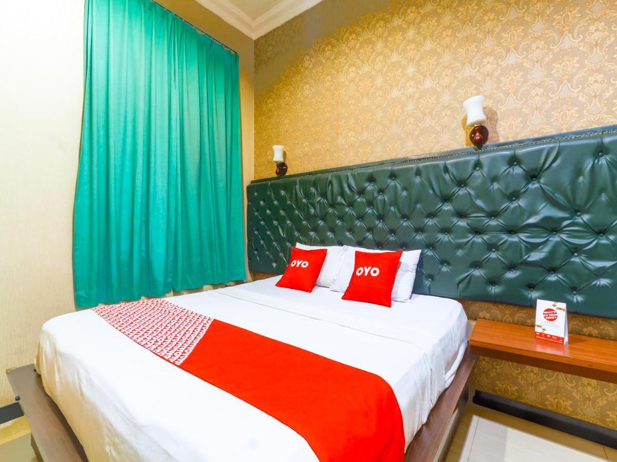Oyo 90788 Nillo Hotel Kebumen Bagian luar foto