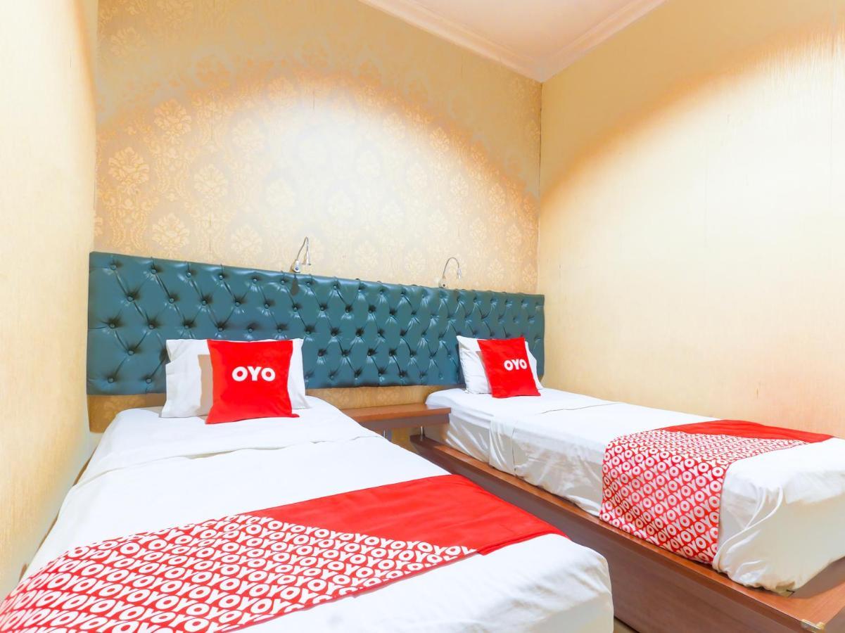 Oyo 90788 Nillo Hotel Kebumen Bagian luar foto