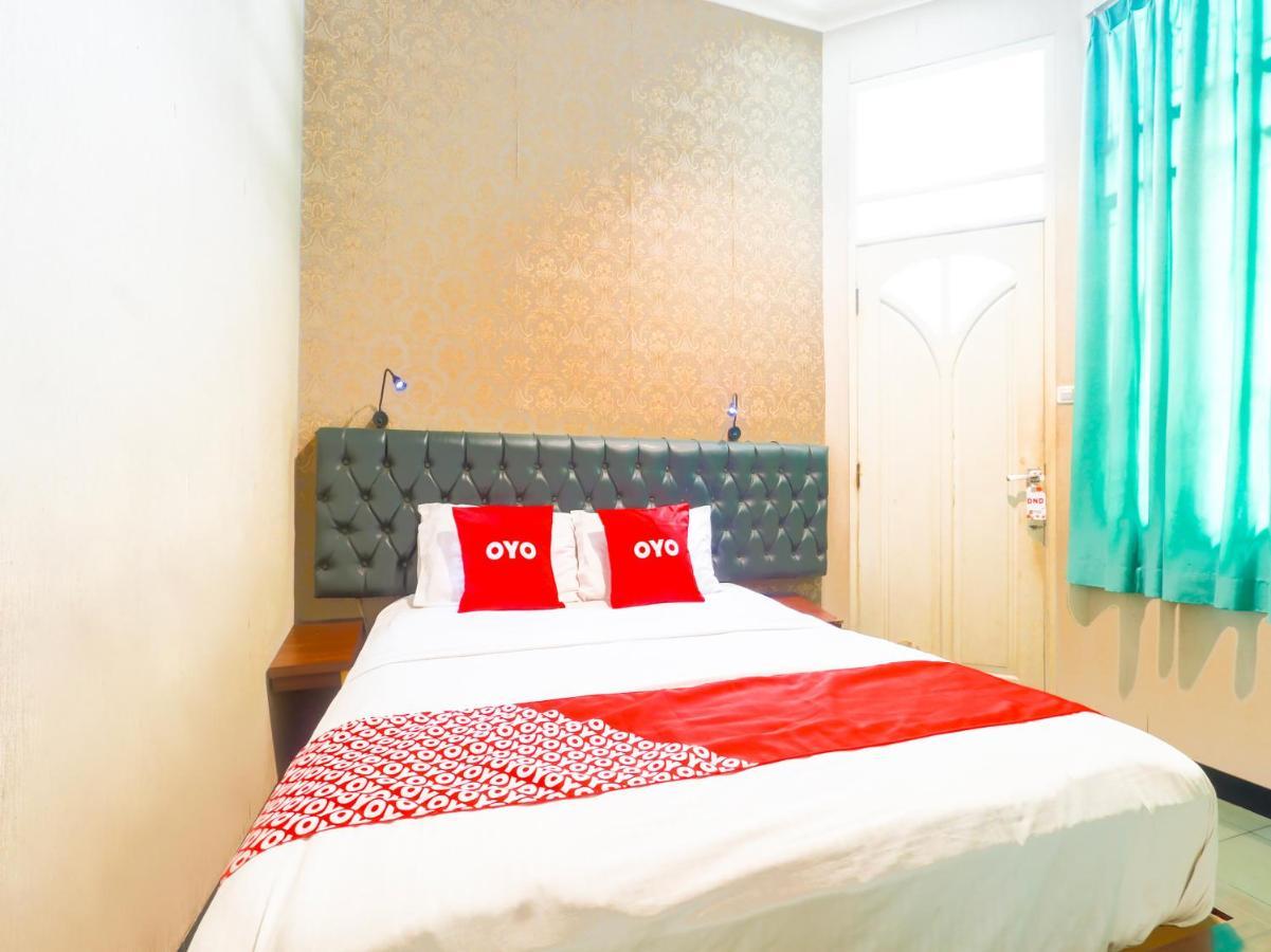 Oyo 90788 Nillo Hotel Kebumen Bagian luar foto