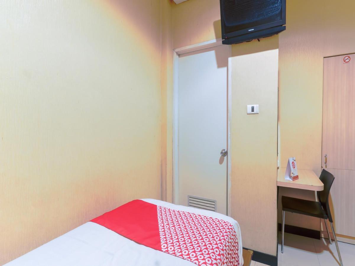 Oyo 90788 Nillo Hotel Kebumen Bagian luar foto