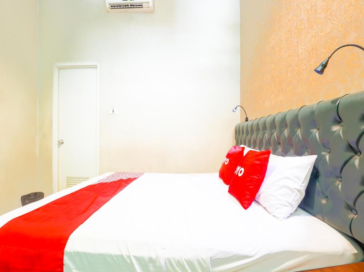 Oyo 90788 Nillo Hotel Kebumen Bagian luar foto